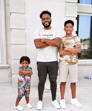 Family fun content. Connecting your brand to her story with warmth & humor. 