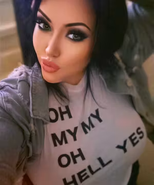 Custom Instagram post by @rox.on.insta