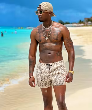 Professionally Shot/Filmed Unique Instagram post from @expensivetaste8